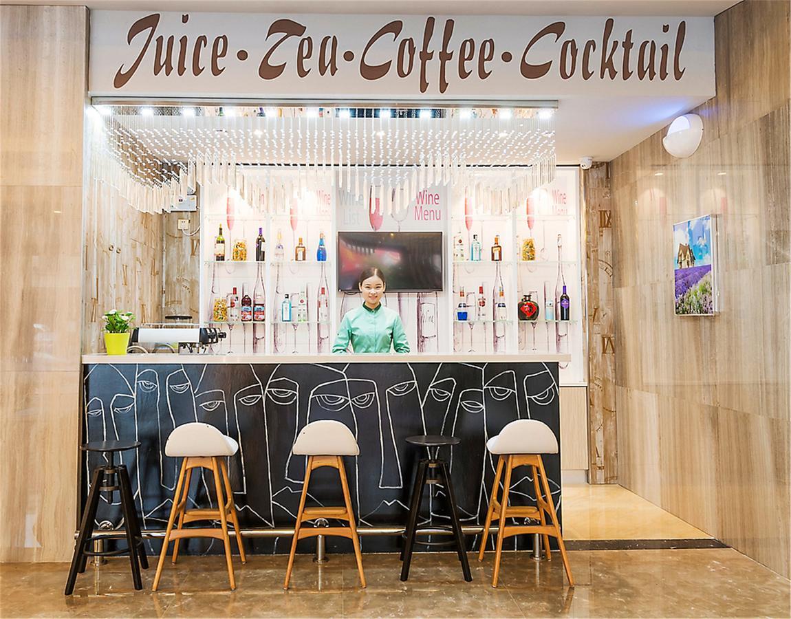 Отель Ibis Styles Nantong Development Zone Shimao Plaza Экстерьер фото